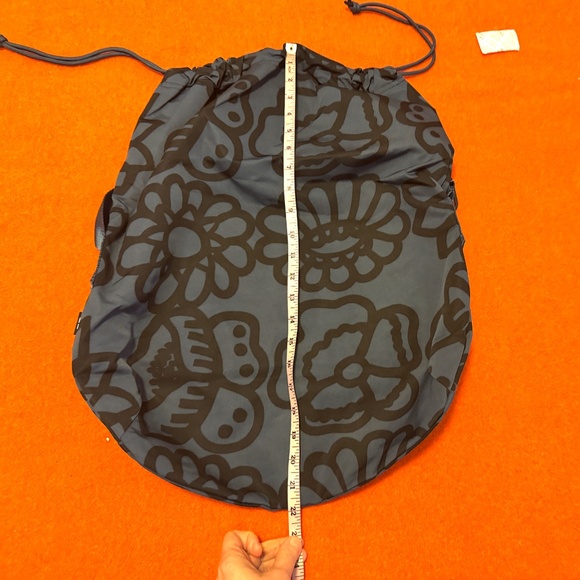 Marimekko and Uniqlo collab navy blue floral drawstring bag NWT - Picture 8 of 8